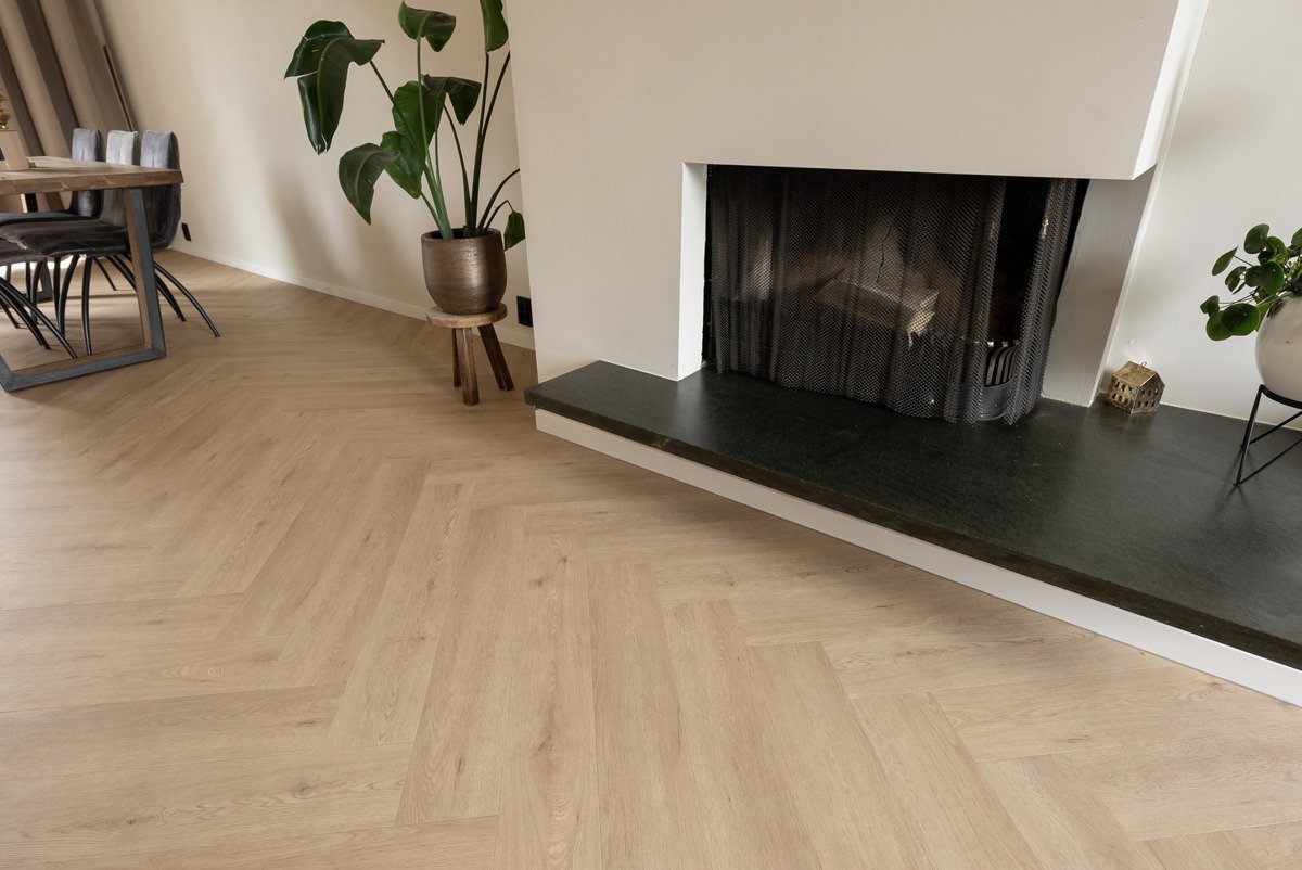Floer Walvisgraat Click PVC – Gaia Grijsbeige - Afbeelding 8